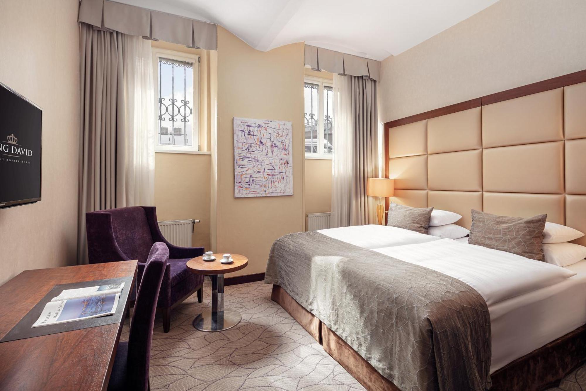 코셔 호텔 킹 데이비드 프라하 외부 사진 A room at the Hotel Axelmannstein